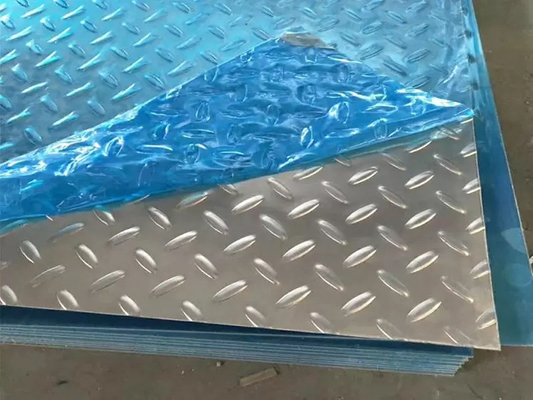 316L Paslanmaz Çelik Kabartmalı Plaka 0.3MM-3MM Sıcak Haddelenmiş Soğuk Haddelenmiş Değirmen Kenarı